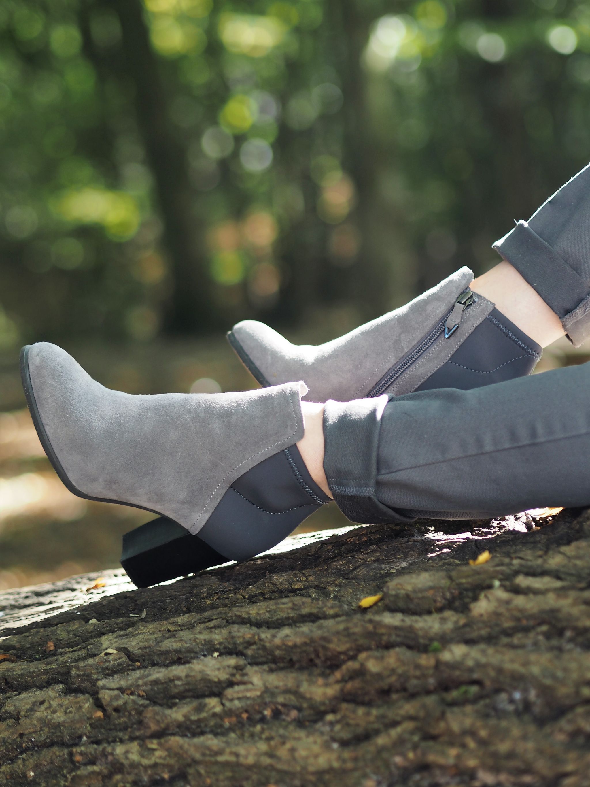 vionic grey booties
